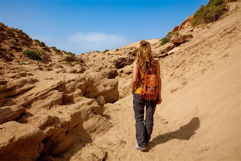 Entspanntes Wandern in Marokko ©margouillatphotos/istock